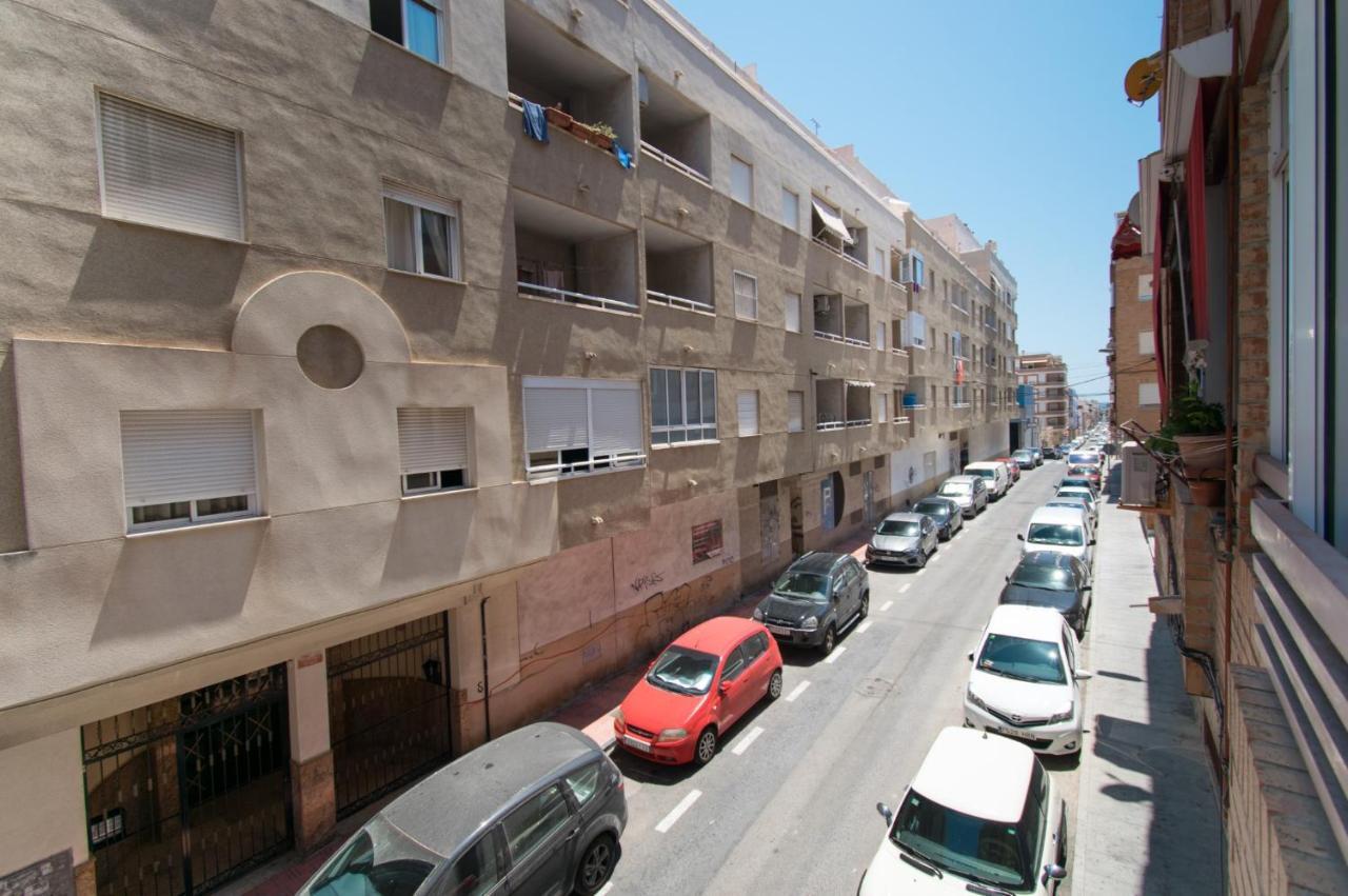 016 Happiness Apartment - Alicante Holiday Torrevieja Exterior foto