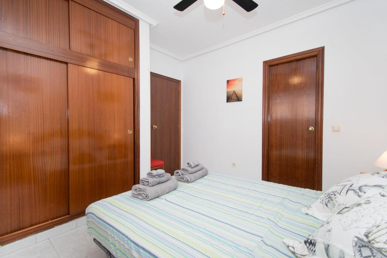 016 Happiness Apartment - Alicante Holiday Torrevieja Exterior foto